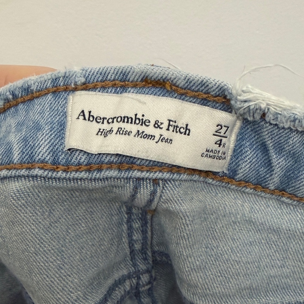 Abercrombie Distressed High Rise Mom JeansWomen's Jeans - Picture 2 of 10
